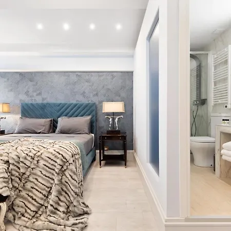 Circle Piazza Di Spagna 60 Collection