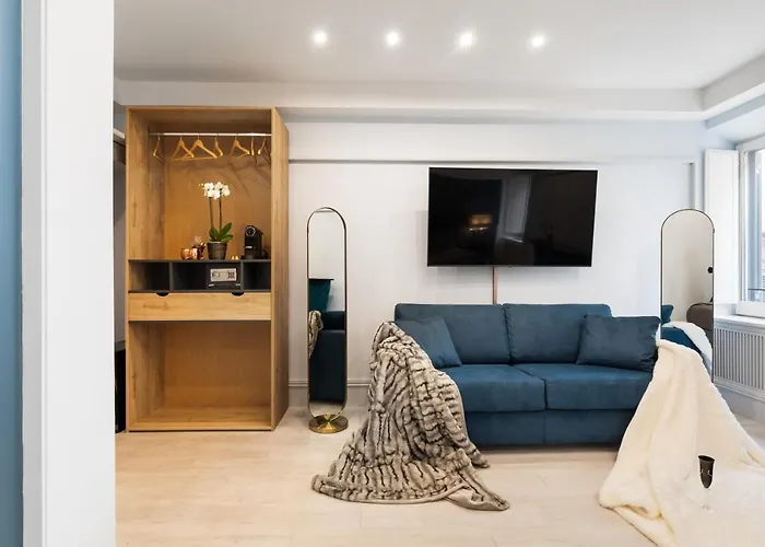 Circle Piazza Di Spagna 60 Collection Rome